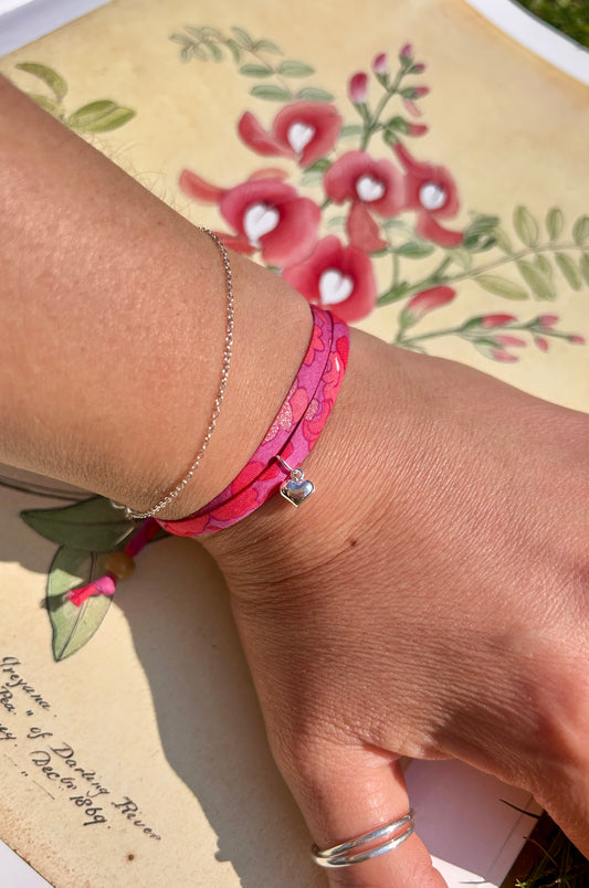 Fabric bracelet…Liberty of London Betsy candy pink (solid heart)