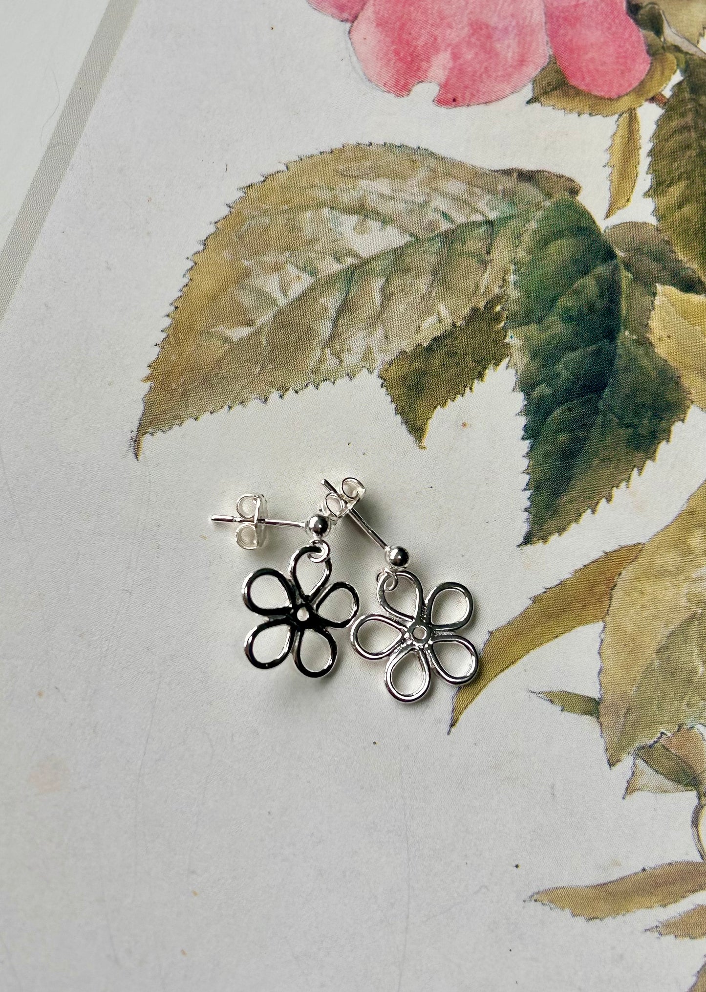 Flower dangle stud earrings