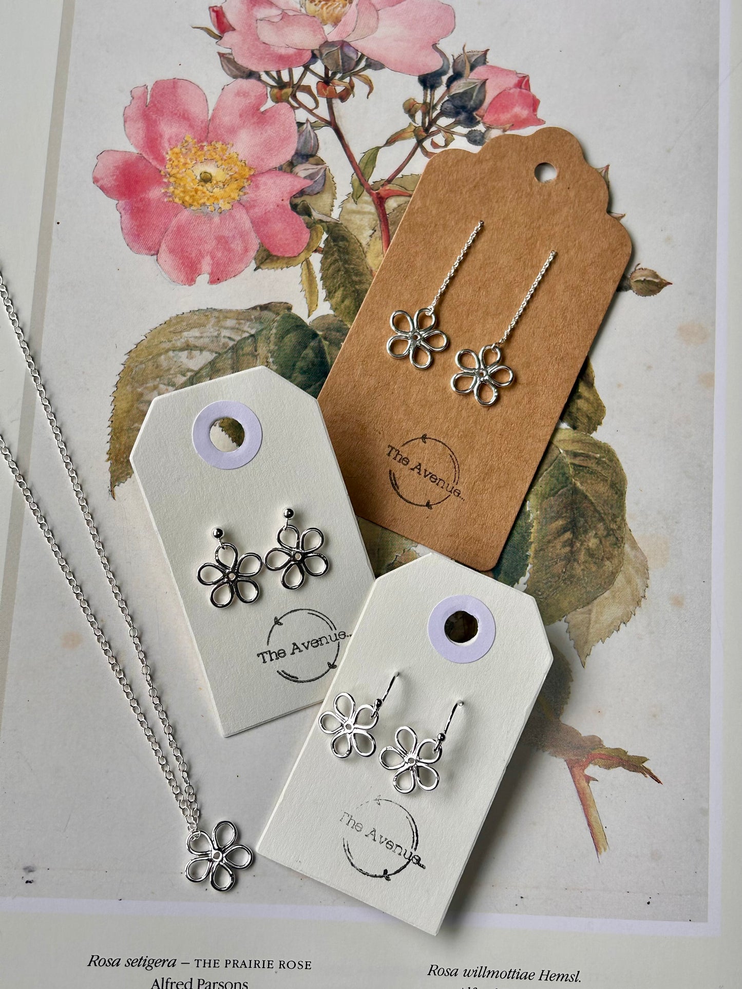 Flower dangle hook earrings