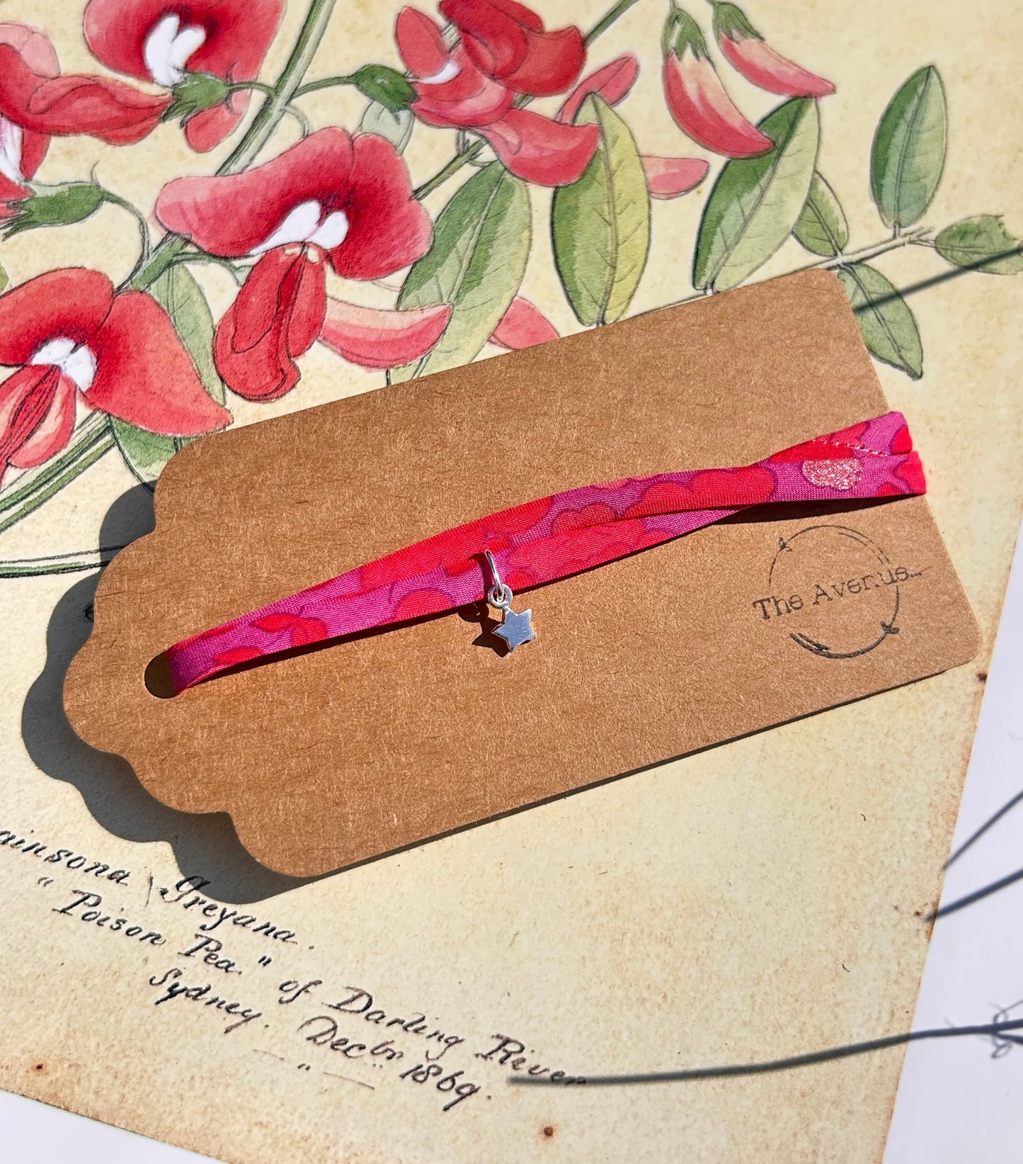 Fabric bracelet…Liberty of London Betsy candy pink (solid star)