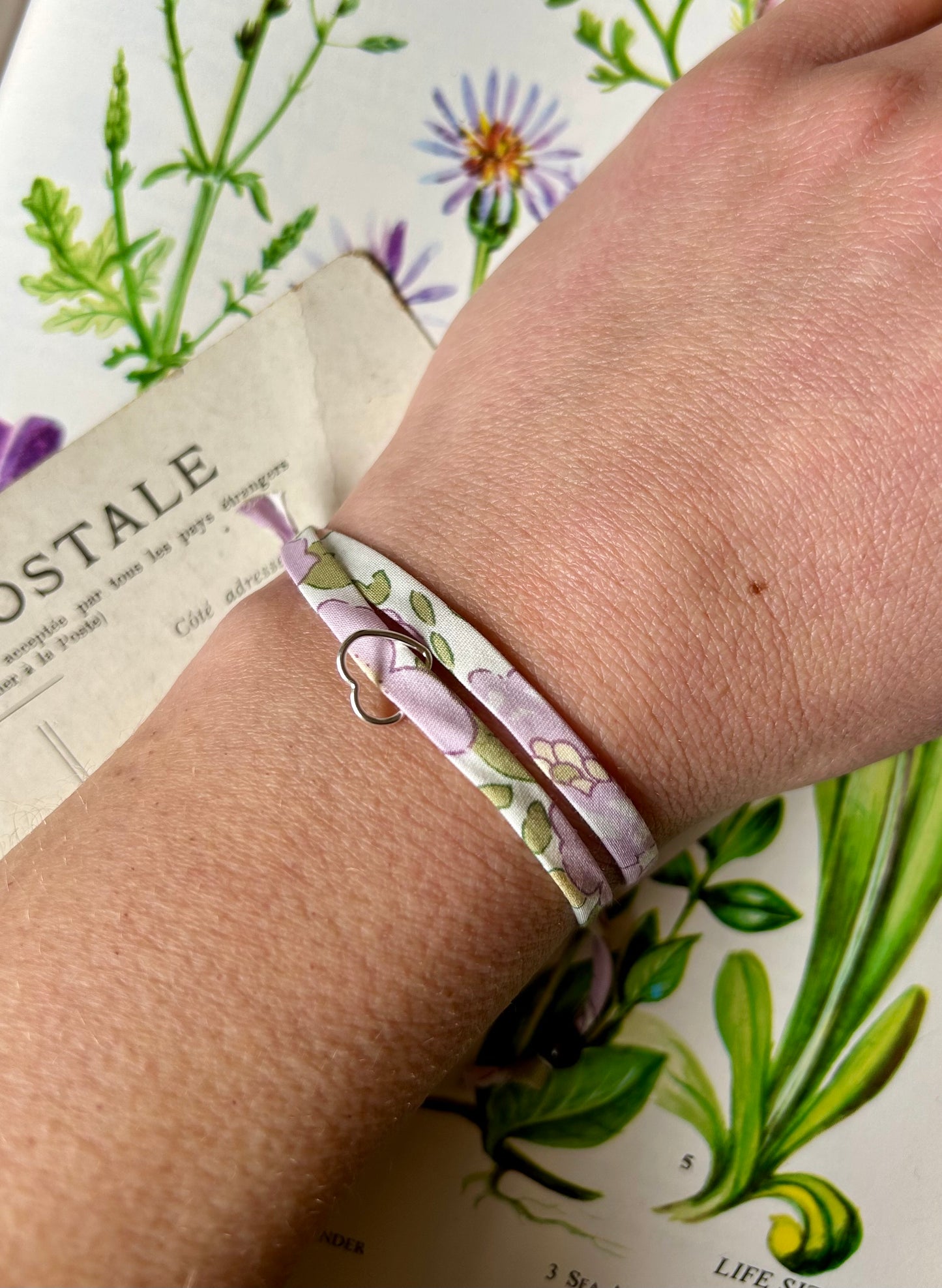 Liberty of London Betsy Lilac Light Iridescent Fabric Bracelet – Sterling Silver open heart charm