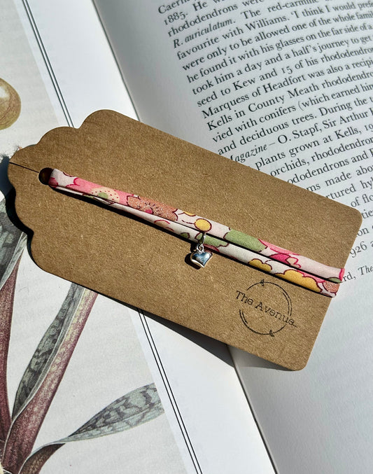 Fabric bracelet…Liberty of London Betsy rose vanilla (solid heart)