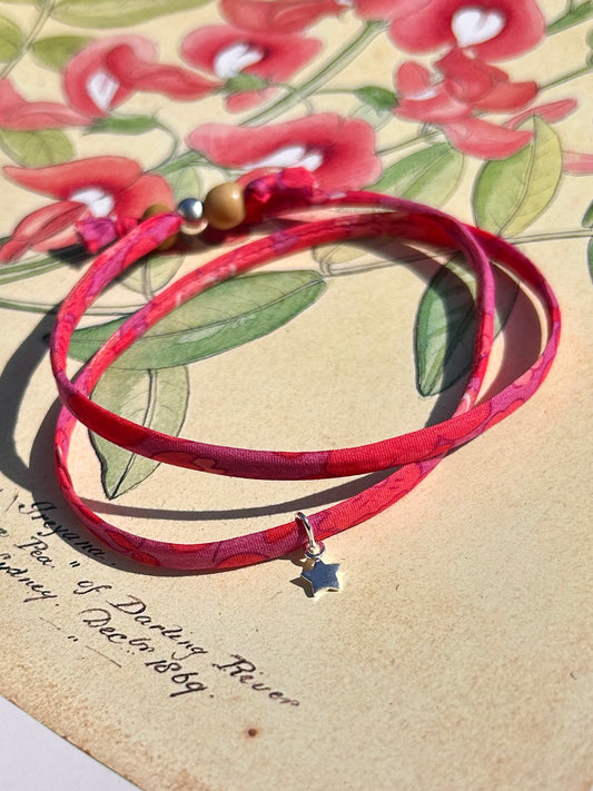 Fabric bracelet…Liberty of London Betsy candy pink (solid star)