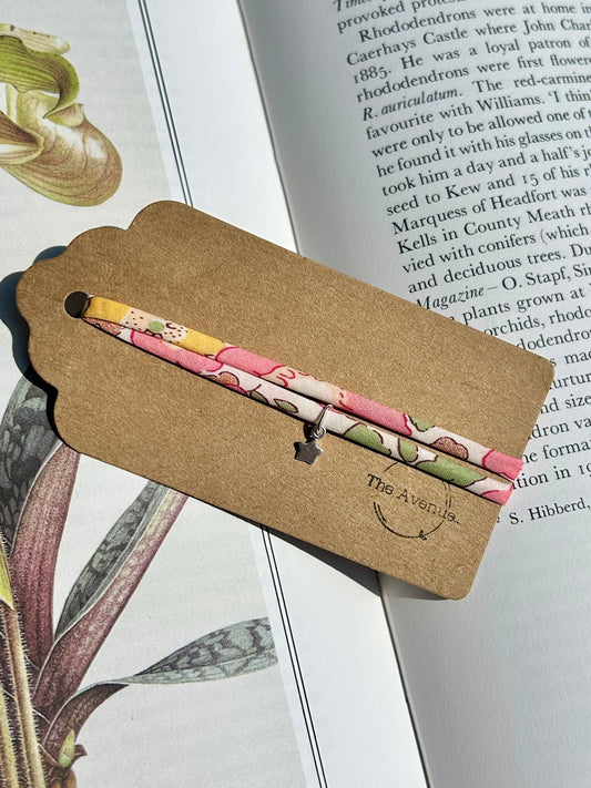 Fabric bracelet…Liberty of London Betsy rose vanilla (solid star)
