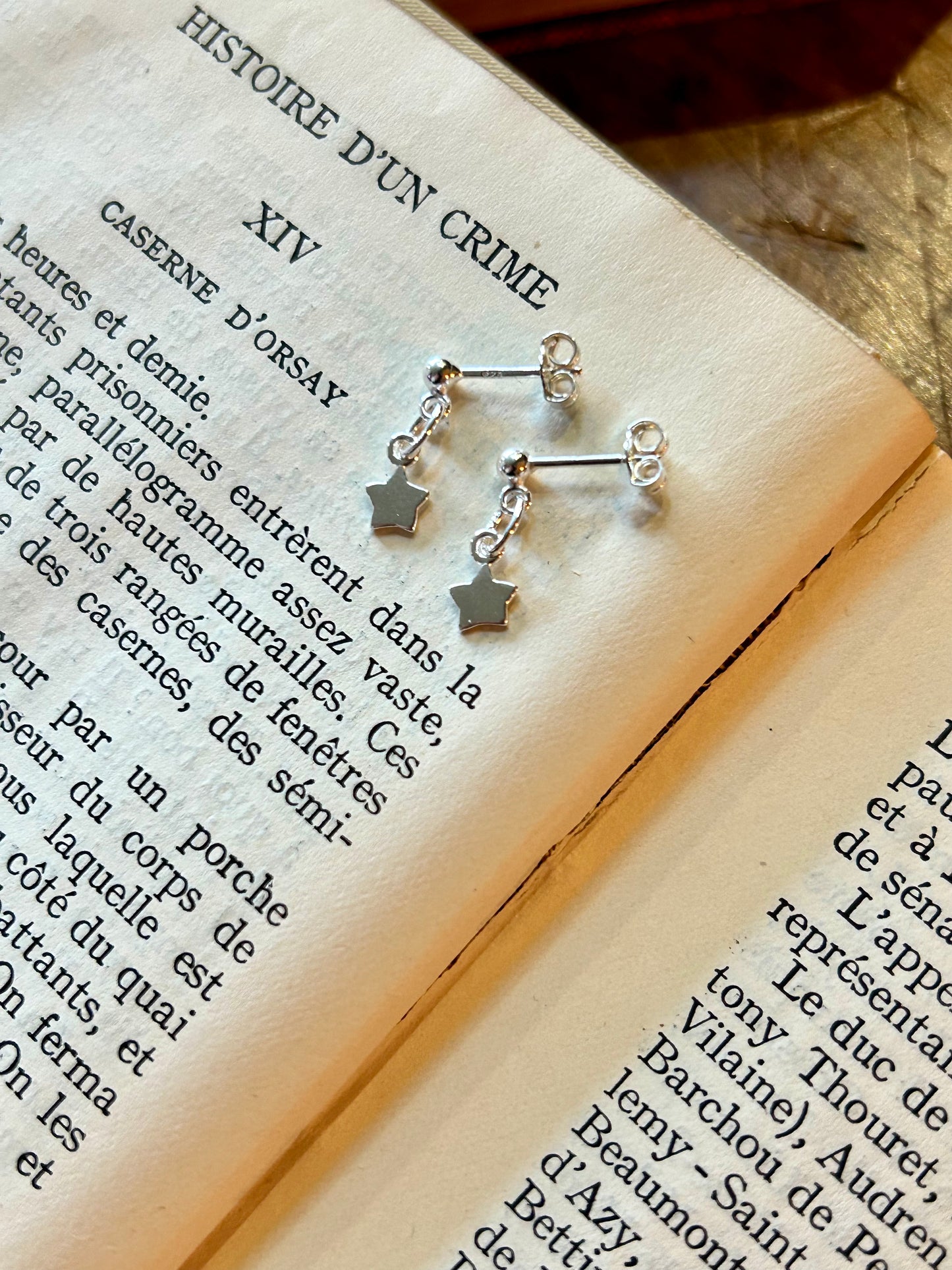 Star dangle stud earrings