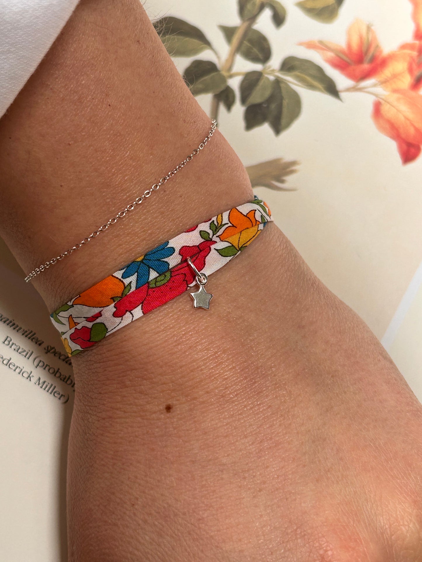 Fabric bracelet…Liberty of London Poppy and Daisy (solid star)