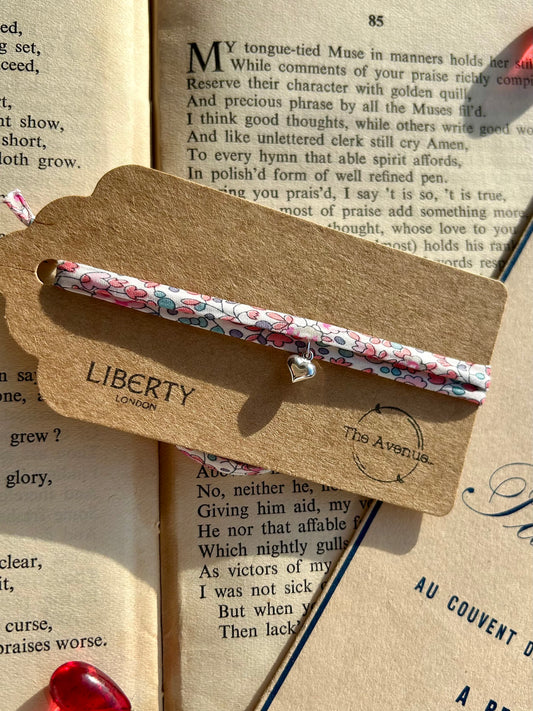 Fabric bracelet - Liberty of London Eloise Fabric - Solid heart charm valentines