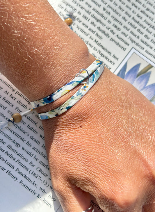 Fabric Bracelet Felda B Liberty – Open Heart Charm