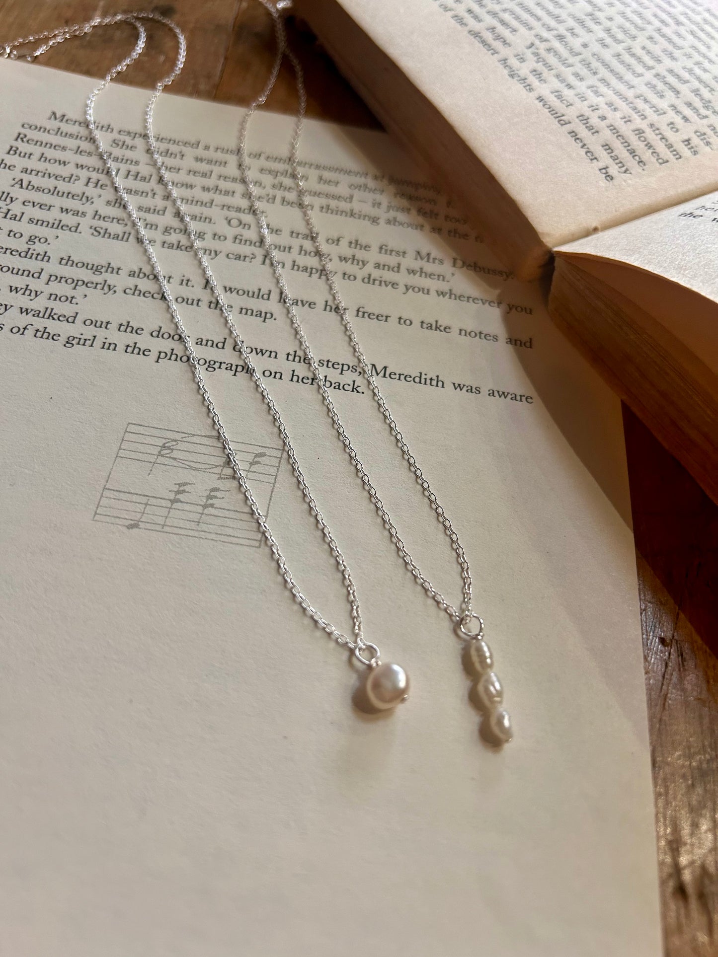 Freshwater triple pearl necklace